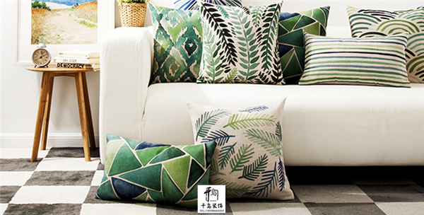 抱枕,點綴沙發時尚格調